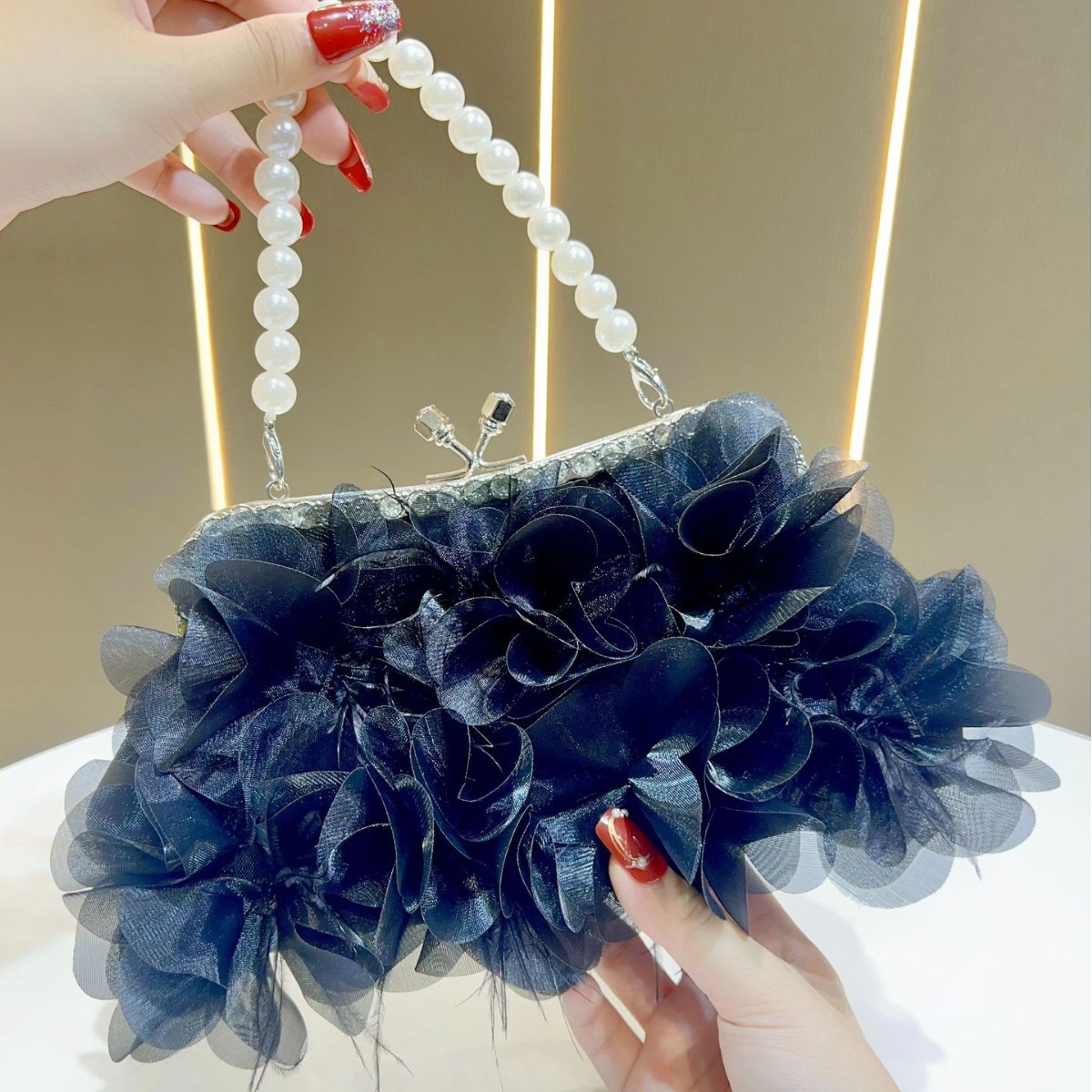 Luxury Bags News - 2025 New Luxury 3D Flower Tassel
