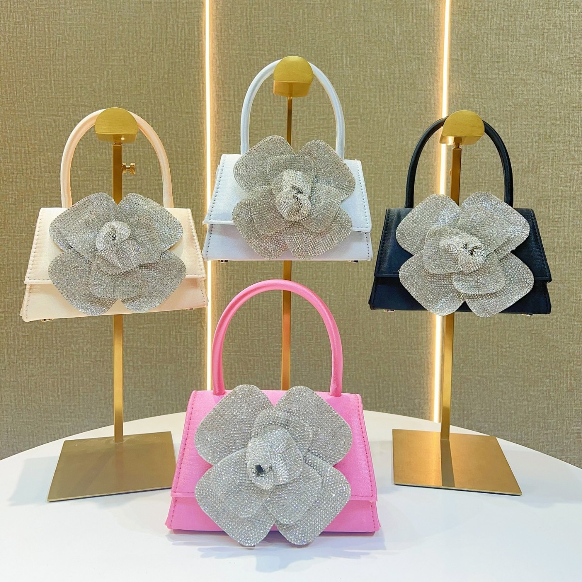 2025 New Luxury Rose Evening C - огляд і ціна Luxury Bags News
