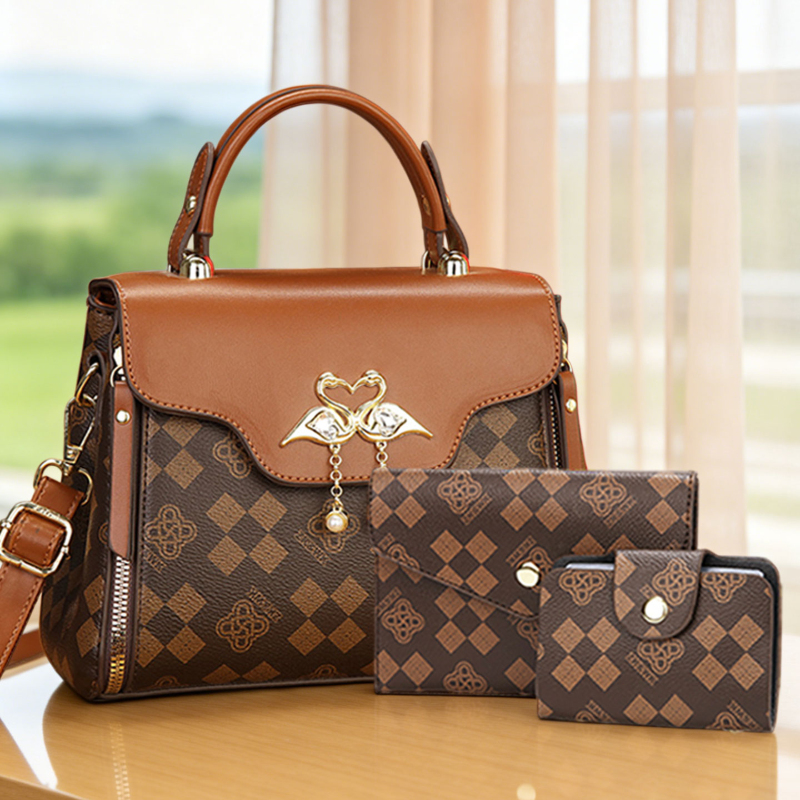 3-piece women's bag set, light - огляд і ціна Luxury Bags