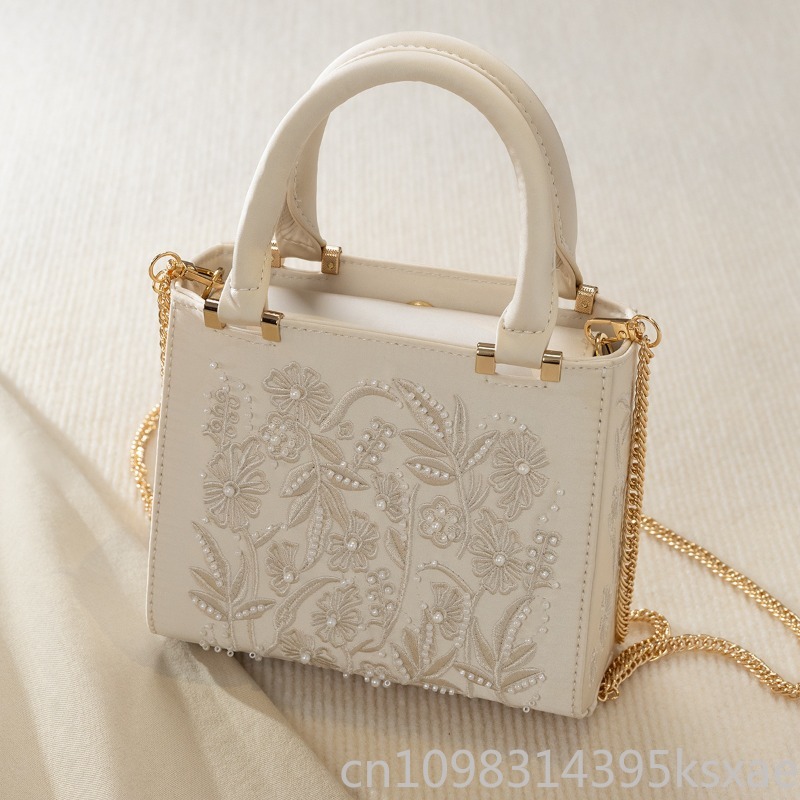 Embroidered Pearl Handbag Vint - огляд і ціна Structured Handbag Top Handle
