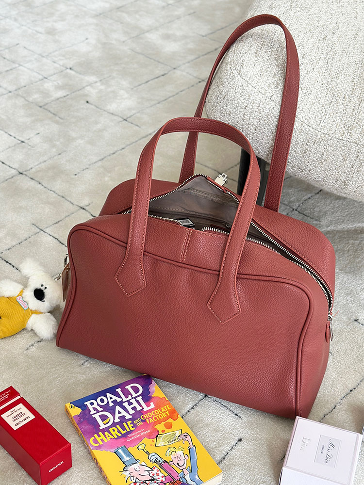 Ladies Large Capacity Boston B - огляд і ціна Luxury Bags News